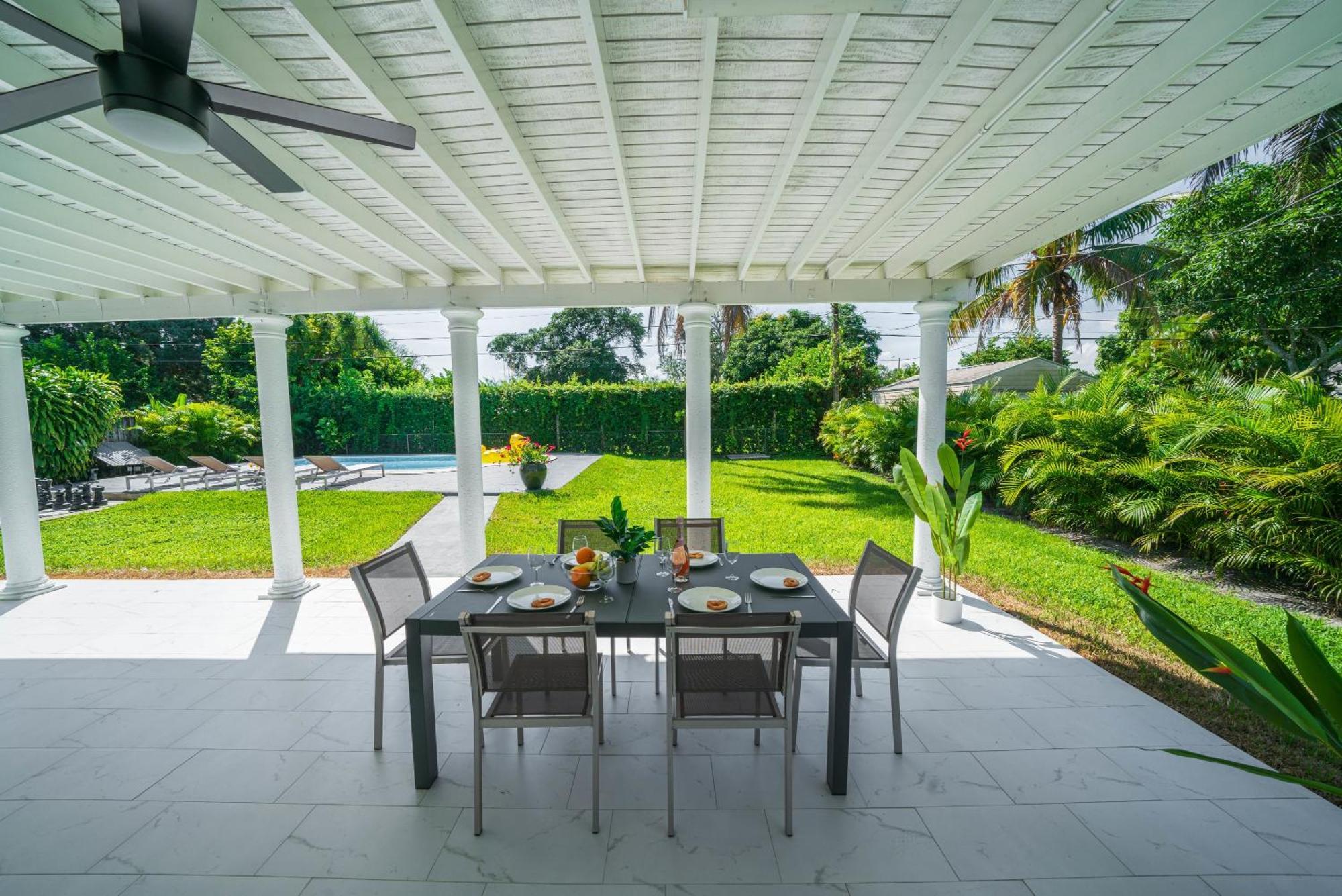 New Tropical Oasis Retreat In Miami Βίλα Εξωτερικό φωτογραφία