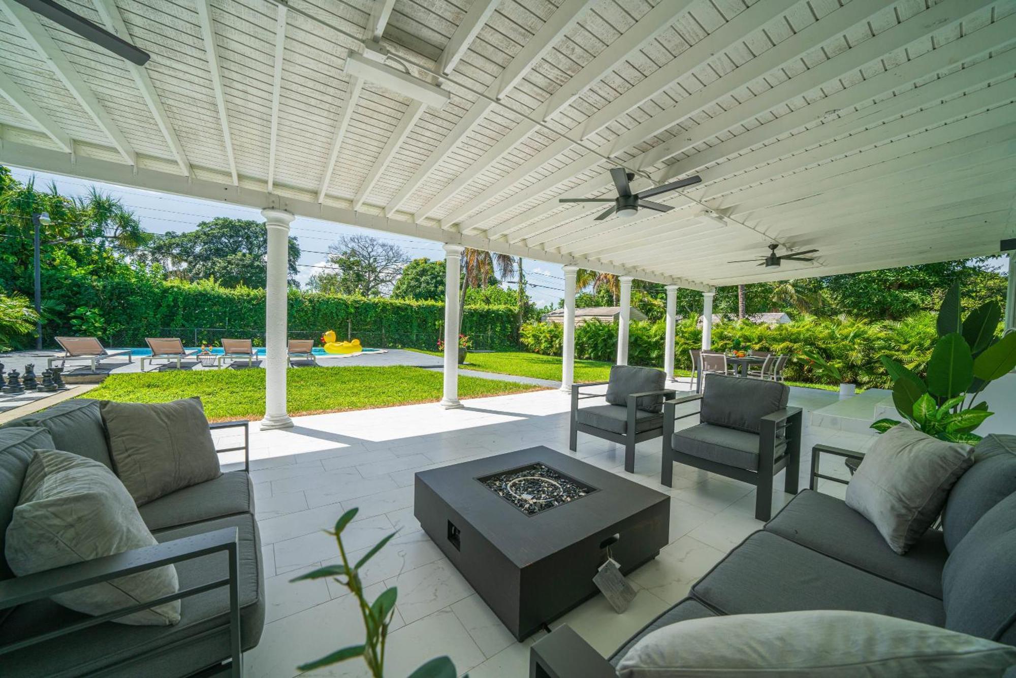 New Tropical Oasis Retreat In Miami Βίλα Εξωτερικό φωτογραφία