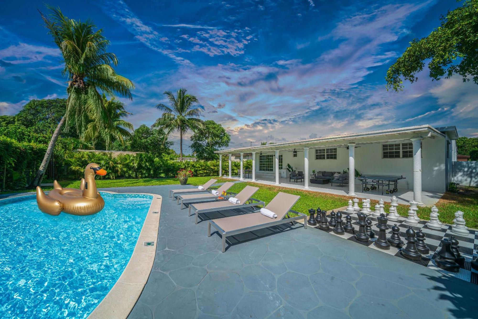 New Tropical Oasis Retreat In Miami Βίλα Εξωτερικό φωτογραφία